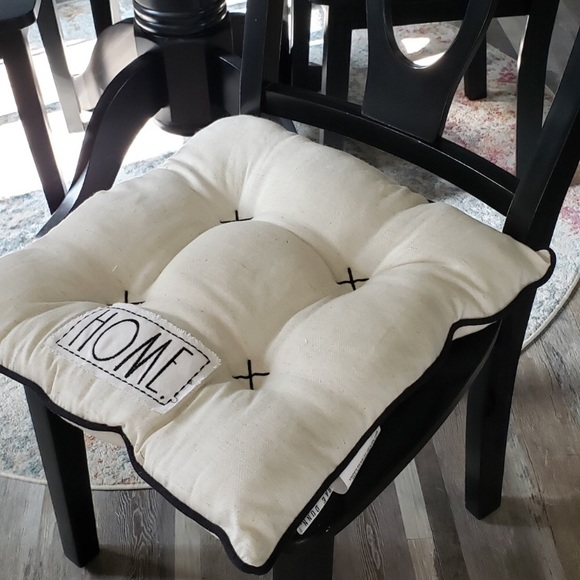 Rae Dunn HOME & LOVE Seat Cushions (6)